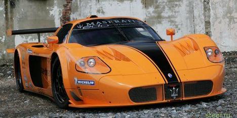 1'000'000$  Maserati
,    