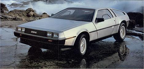 DeLorean DMC-12   ,          (1985.   ),          .
,    