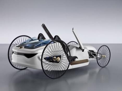 Mercedes-Benz F-CELL Roadster      1886 .
,    