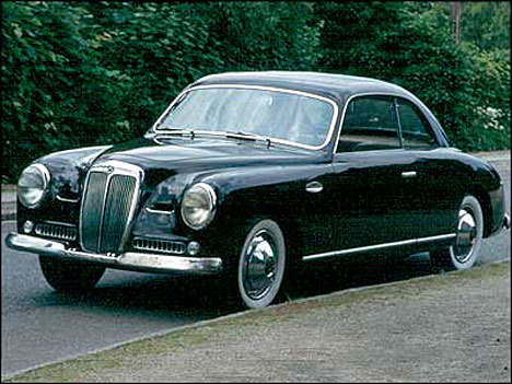    - Lancia Aurelia GT B20
,    