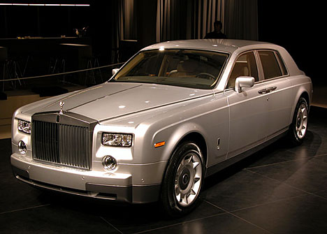  : Rolls-Royce Phantom
,    