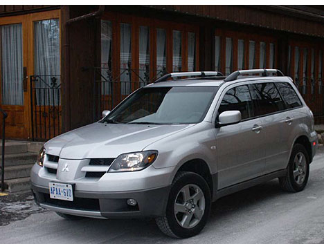   2003 Mitsubishi Outlander
,    