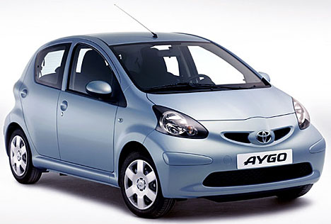 Toyota Aygo
,    